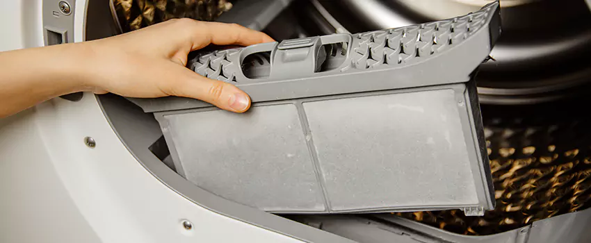 Signs Of A Clogged Dryer Lint Trap in Atascadero, California